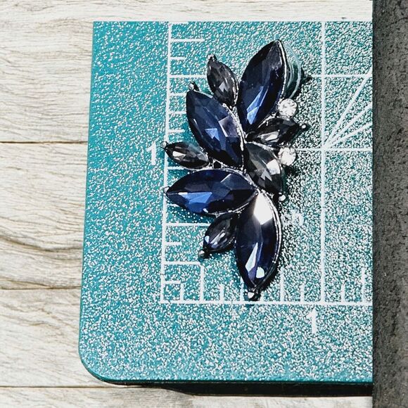 Retro Fancy Rhinestone Stud Earrings Woman's Drops Crystal Blue Clusters Dangle - Picture 7 of 8